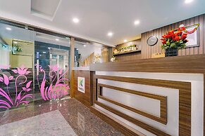 Treebo Sri vi ka Residency