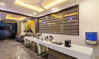 Treebo Sri vi ka Residency