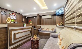 Treebo Sri vi ka Residency