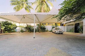 Treebo Sri vi ka Residency