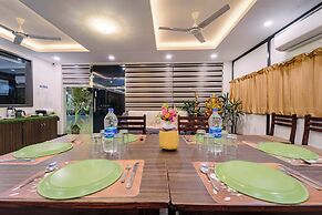 Treebo Sri vi ka Residency