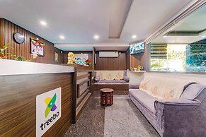 Treebo Sri vi ka Residency