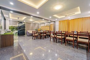 Treebo Sri vi ka Residency