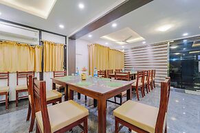 Treebo Sri vi ka Residency