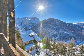 Grange Romantic Retreat Mountain View