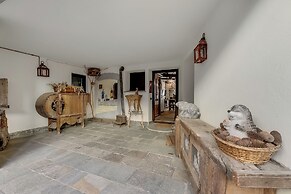 Grange Romantic Retreat Mountain View