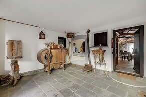 Grange Romantic Retreat Mountain View