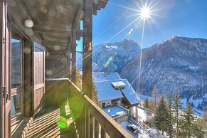 Grange Romantic Retreat Mountain View