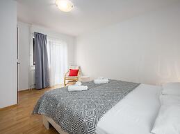 Scenic Villa With Private Garden