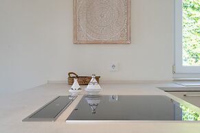 Villa Madrugada, Beachside Villa in Costabella