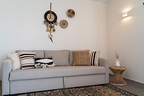 Villa Madrugada, Beachside Villa in Costabella