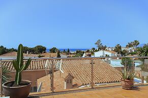 Villa Madrugada, Beachside Villa in Costabella