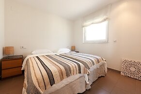 Villa Madrugada, Beachside Villa in Costabella