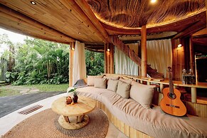 Hideout Mountain by Ini Vie Hospitality