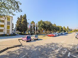 Premium Apartment With Patio