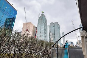 Rivetstays - The Yonge Grand Suites