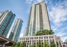 Rivetstays - The Yonge Grand Suites