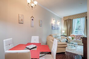 Rivetstays - The Yonge Grand Suites