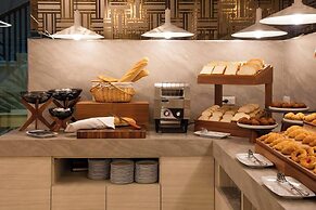 Lalynn Resort & Villas