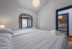 Pretty Villa With Balcony