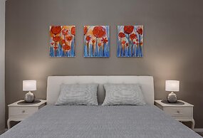 Pretty Villa With Balcony