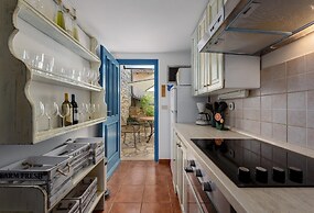 Pretty Villa With Balcony