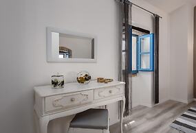 Pretty Villa With Balcony