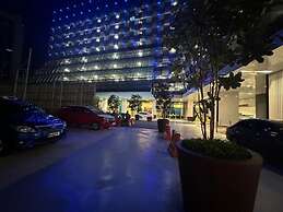 The Platinum Suites KLCC By Sky Pool