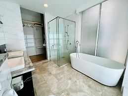 The Platinum Suites KLCC By Sky Pool