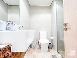 Luxury 1-br Villa in Rukan: Dubai Skyline Views!