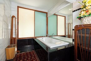 Ocean Pearl Residence