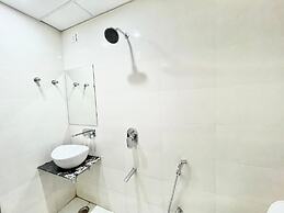 Hotel LV Palace - near Ghats & Temples