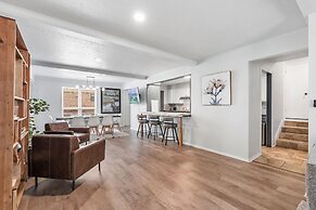 Spacious Retreat 8 Bedroom River