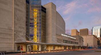 Spacious Retreat 8 Bedroom River