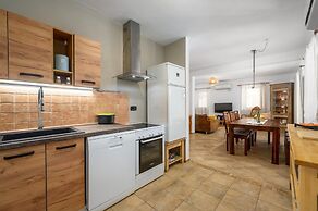 Lovely Villa Near the Beach