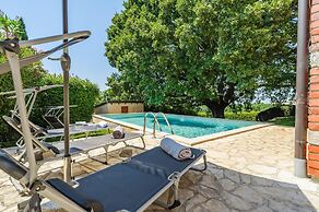 Lovely Villa Near the Beach