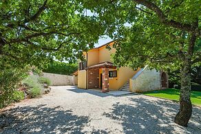 Lovely Villa Near the Beach