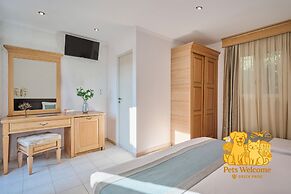 EVLOGIA HOTEL by Greek Pride