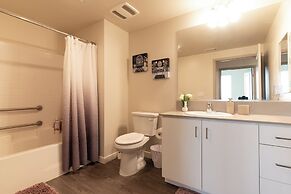 Santa Ana Delightful 4 Bedroom House