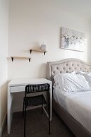 Santa Ana Delightful 4 Bedroom House