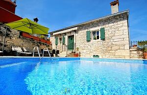 Majestic Villa With Private Pool