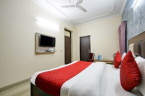 Room-hotel Mayank Plaza-near IGI Airport