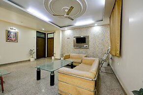 Room-hotel Mayank Plaza-near IGI Airport