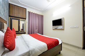 Room-hotel Mayank Plaza-near IGI Airport