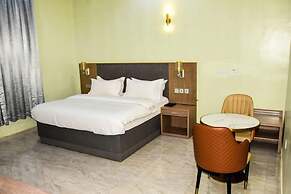 Aenon Suites And Hotel LTD