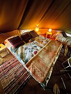 Camping De Helleborus