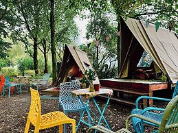 Camping De Helleborus