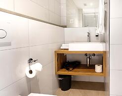 Hotel MeiSTAY - Self-Check-in