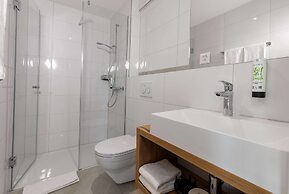 Hotel MeiSTAY - Self-Check-in