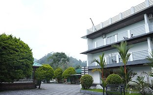 Misty Garden Resorts